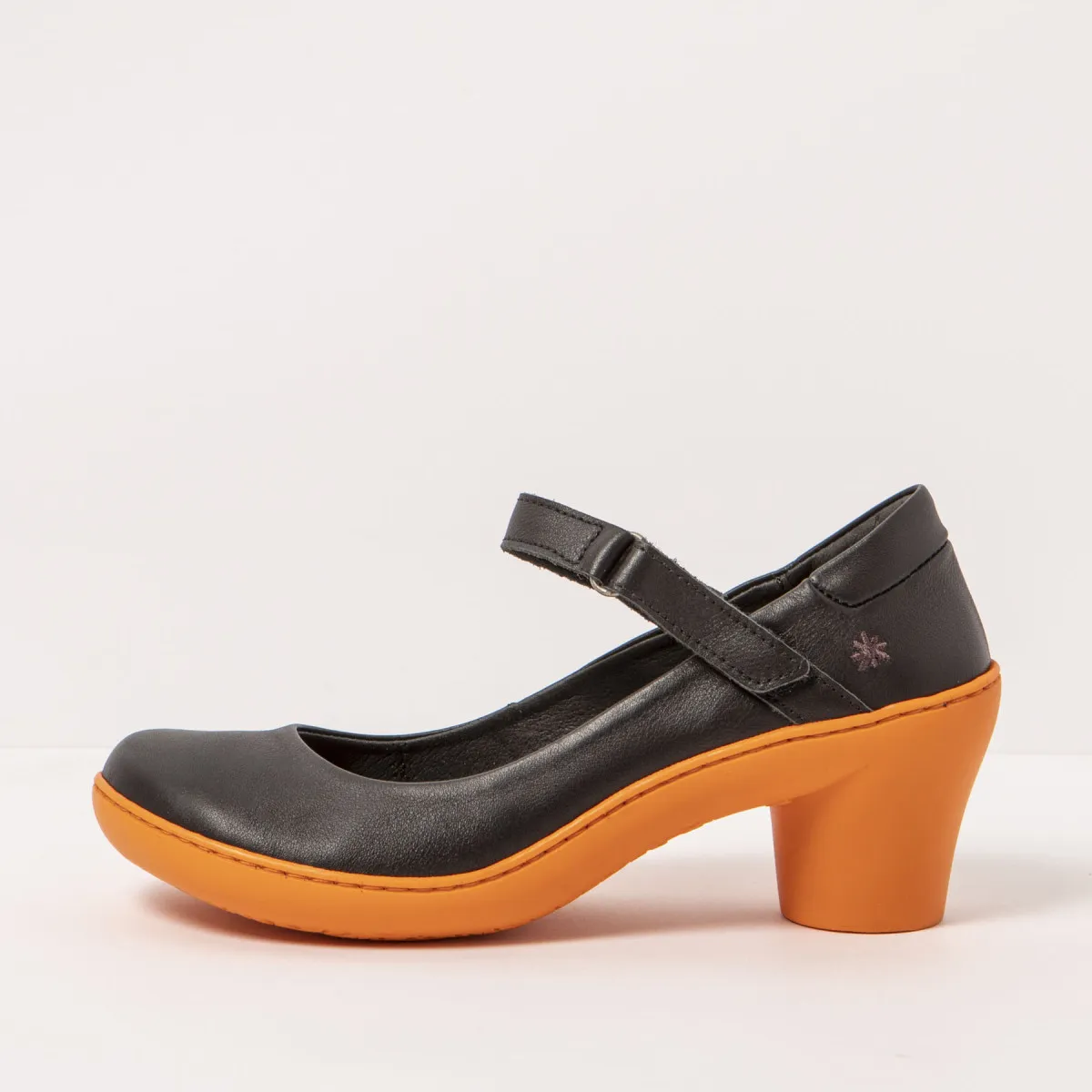 Babies à talon mi-haut en cuir - Noir