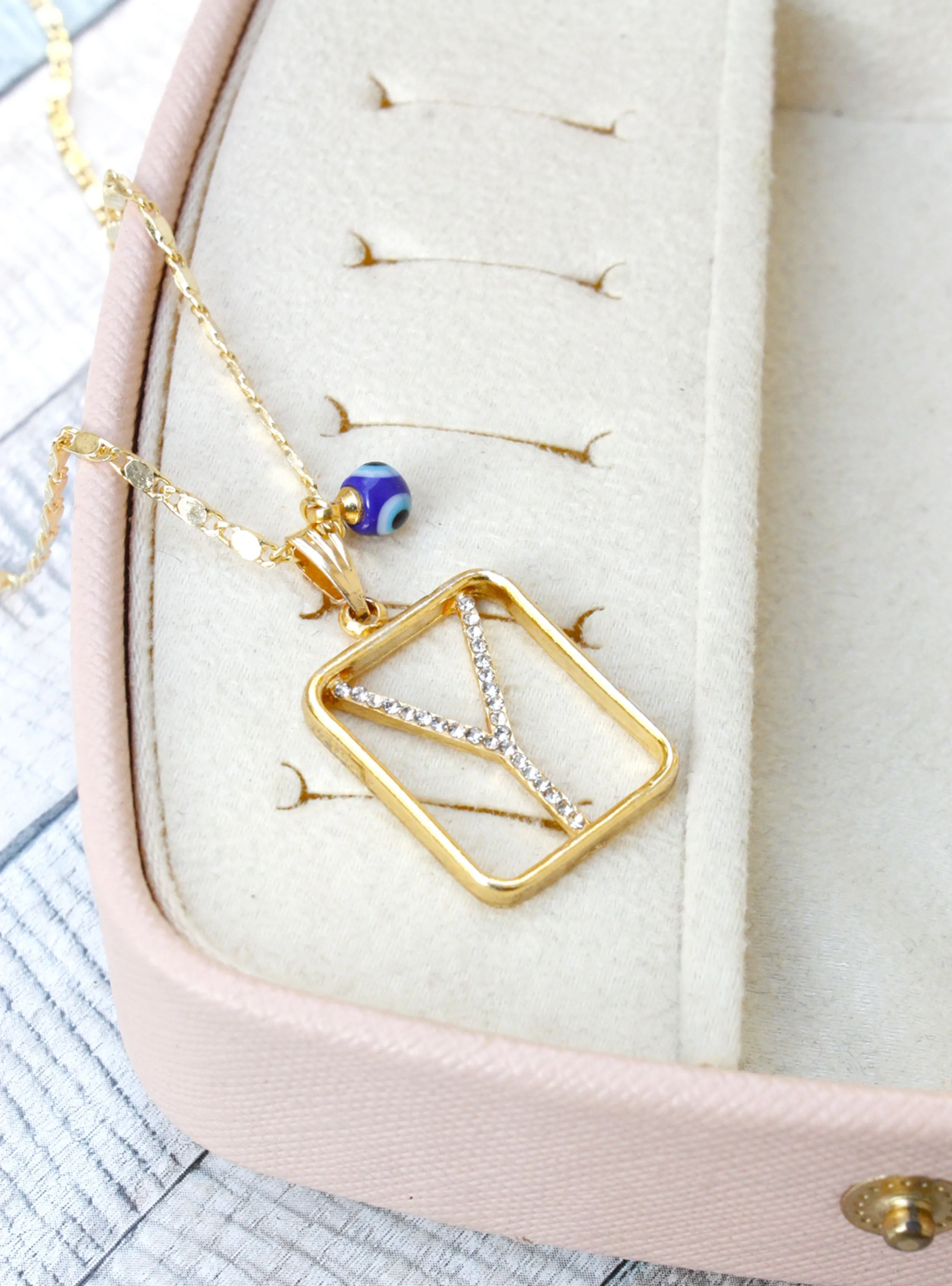 Gold color - Necklace